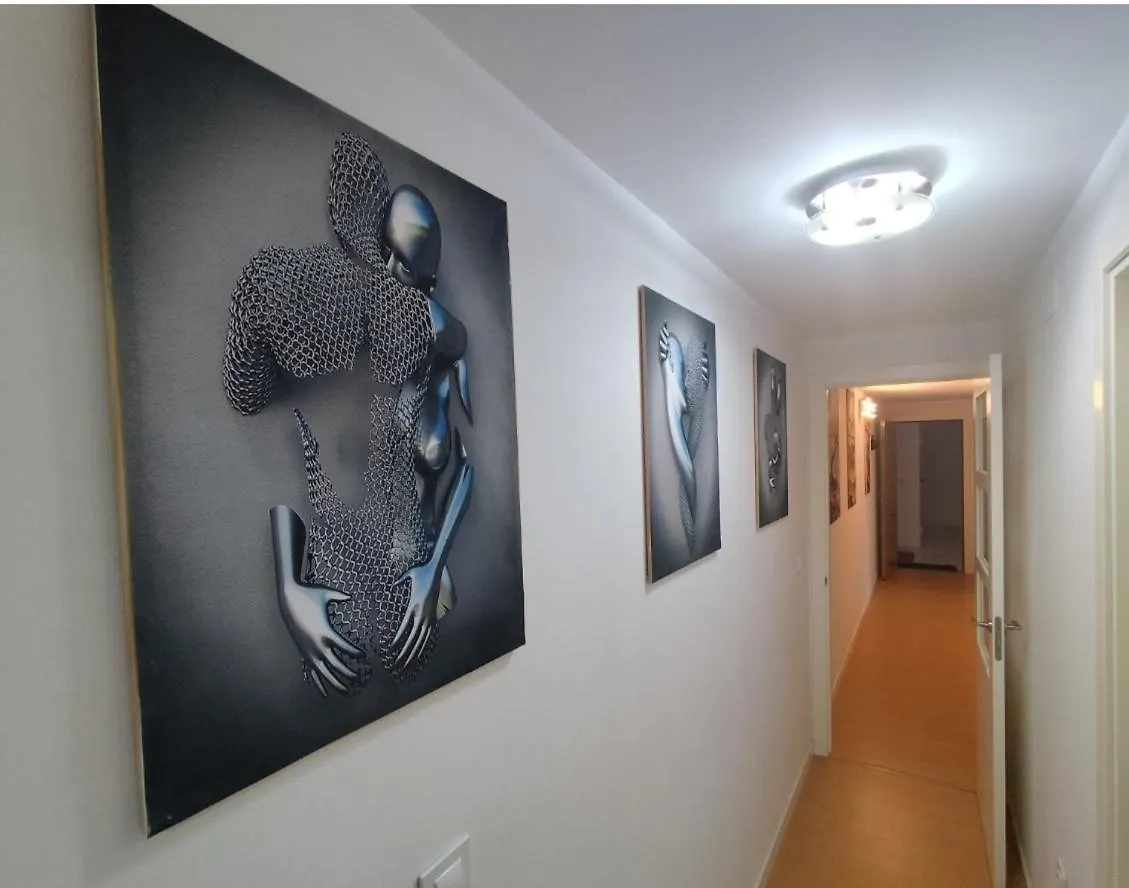 Habitacion Triple Con Bano Compartido Lovely Sevilla Camas 0*,